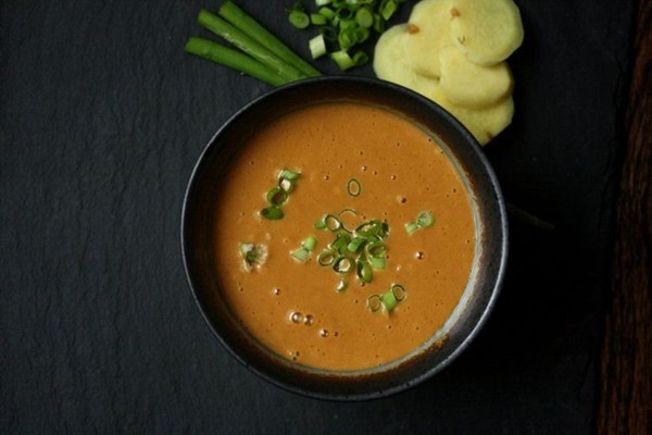 Homemade gluten-free peanut sauce