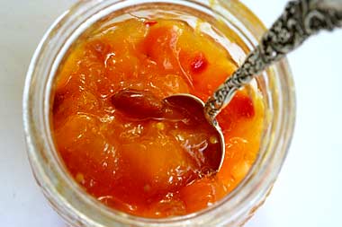 Homemade mango chutney