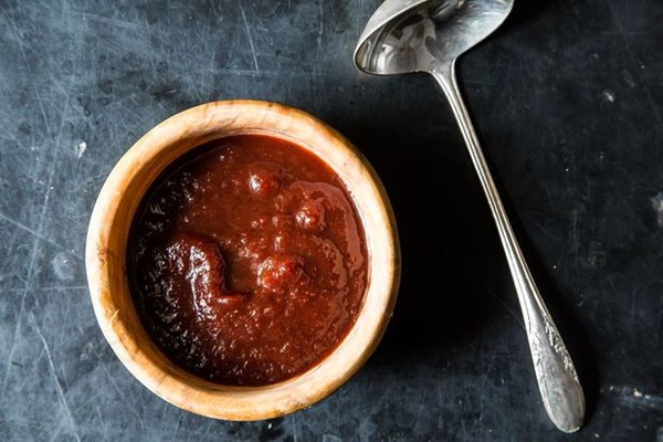 Homemade red wine barbecue sauce