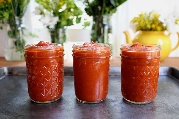 Homemade spicy ketchup