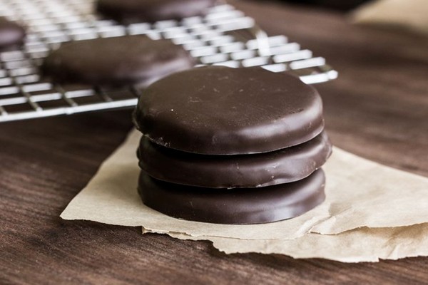 Homemade Thin Mint-inspired cookies