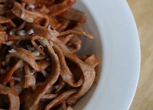 Homemade wheat pasta (without a machine!)