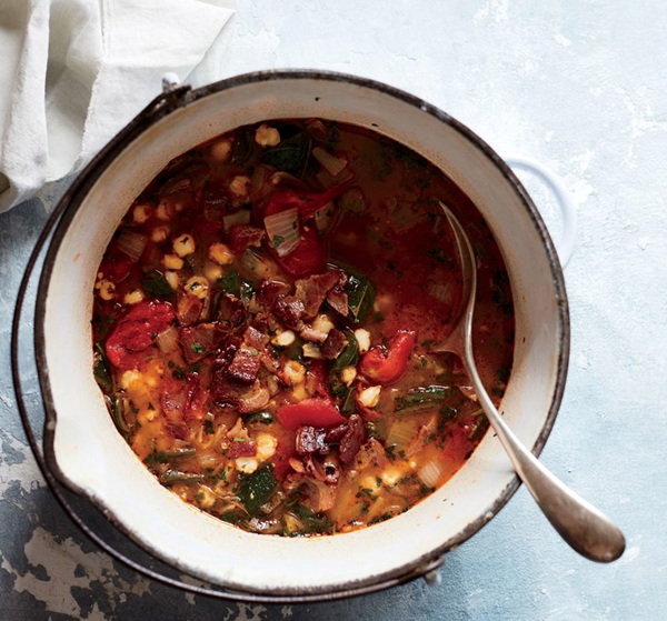 Hominy stew with bacon