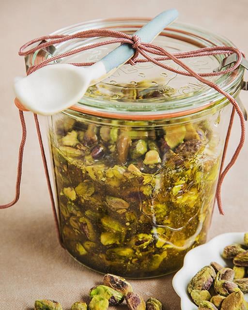 Honey & pistachio chutney delight