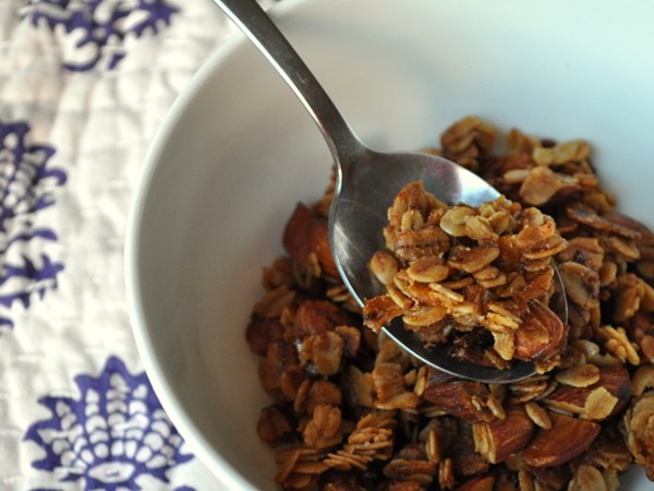 Honey almond granola