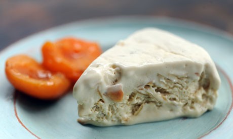 Honey almond parfait with warm apricots