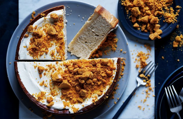 Honey and banana cheesecake with banana honeycomb