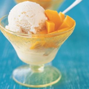 Honey and cardamom frozen yogurt