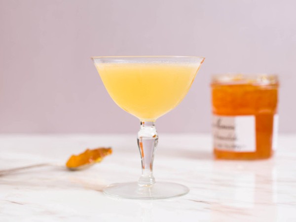 Honey and marmalade sour