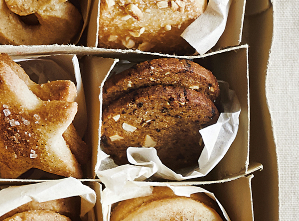 Honey and spice cookies