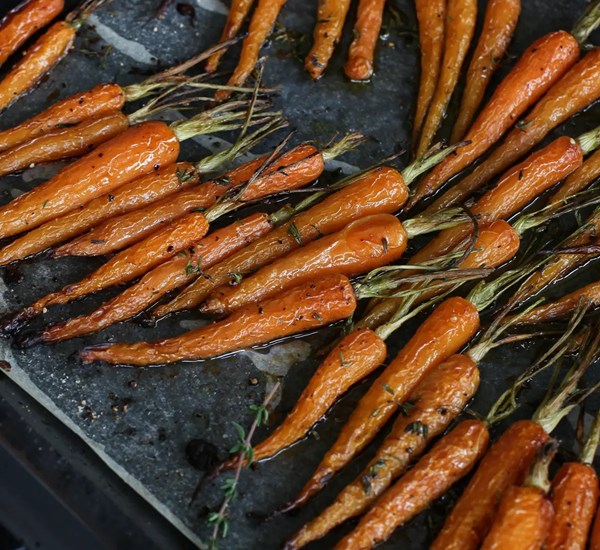 Honey and thyme roasted carrots