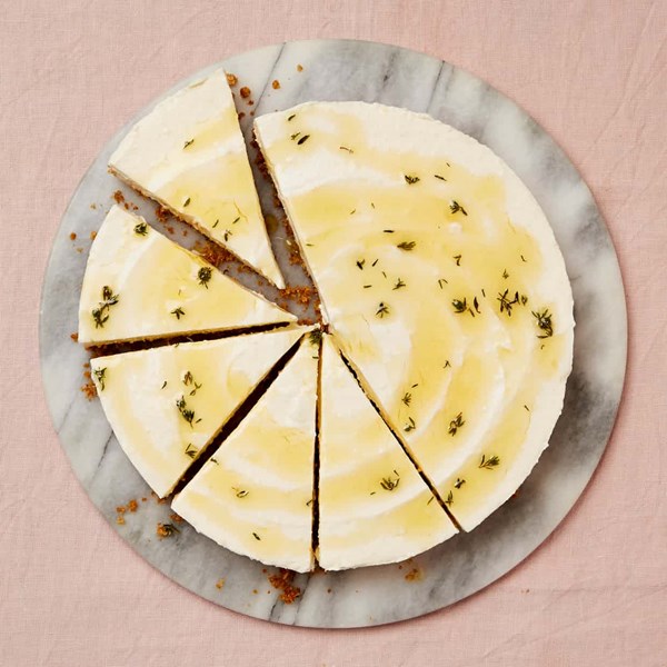 Honey and yoghurt cheesecake