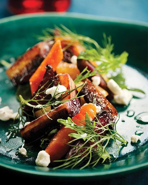 Honey-baked vegetables with chèvre