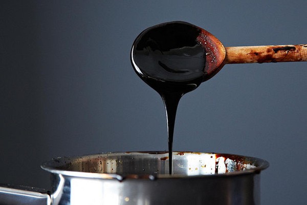 Honey balsamic sauce