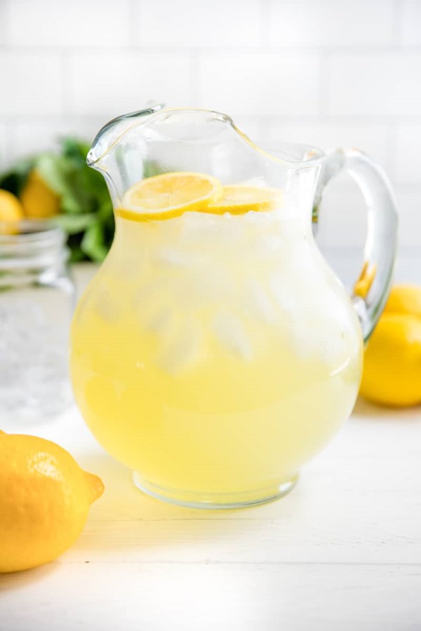 Honey-based lemonade