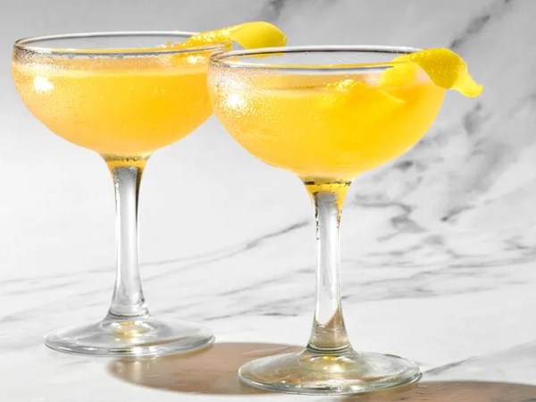Honey bee cocktail