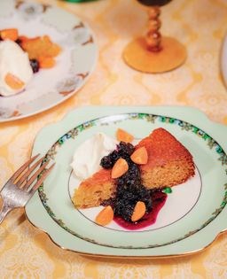 Honey bergamot tea cake