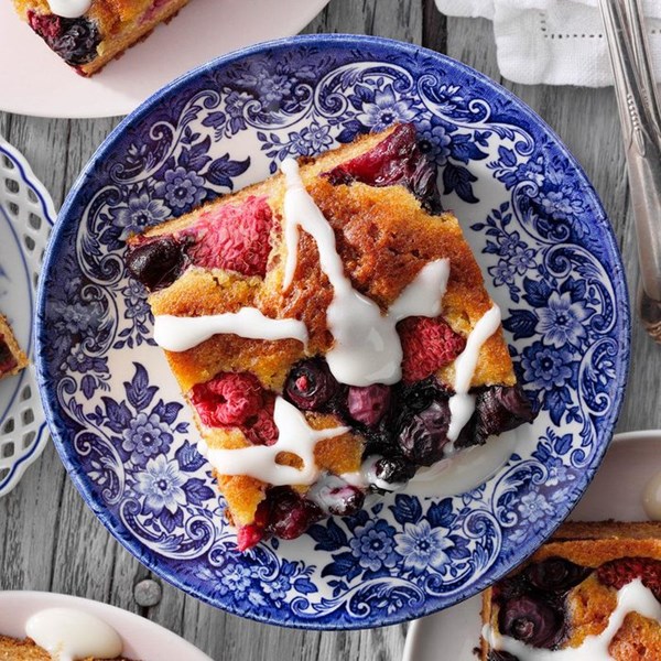 Honey berry sheet cake