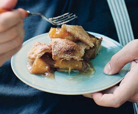 Honey caramel peach pie