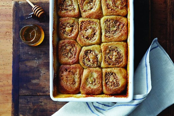 Honey cashew morning buns