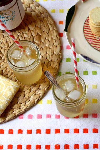Honey chamomile soda