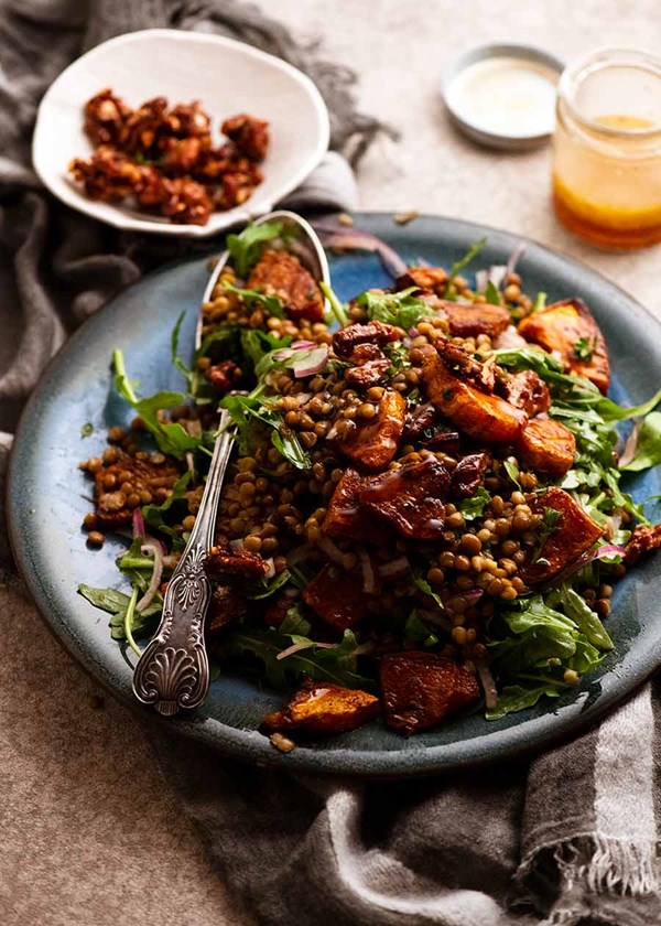 Honey-cinnamon pumpkin lentil salad