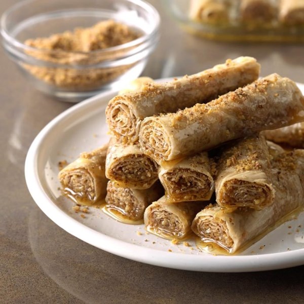 Honey cinnamon rollups
