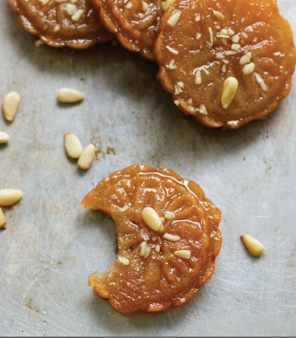 Honey cookies (Yakgwa)