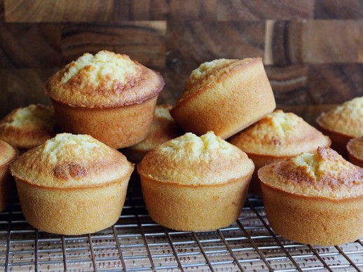 Honey corn muffins