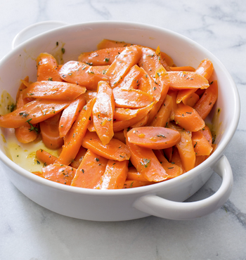 Honey-glazed carrots with lemon and thyme