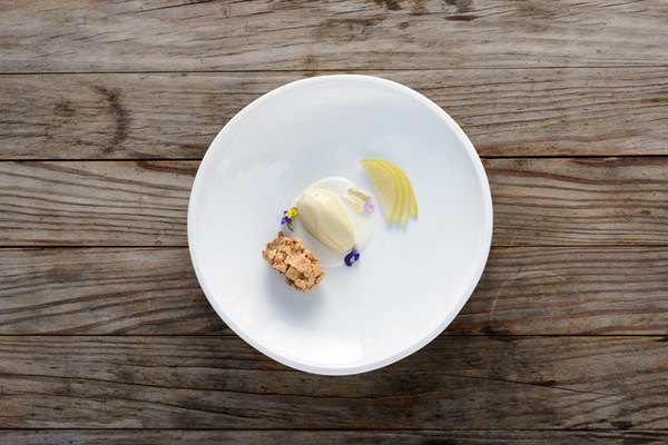  Honey ice cream with kefir, walnut meringue and summer pears