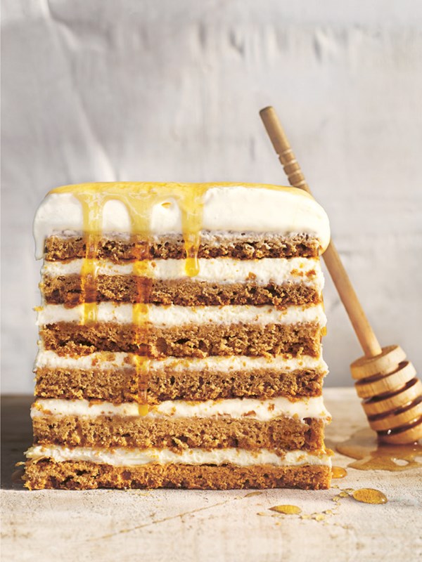 Honey jumble sour cream cake