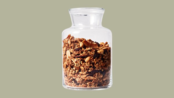 Honey-peanut granola