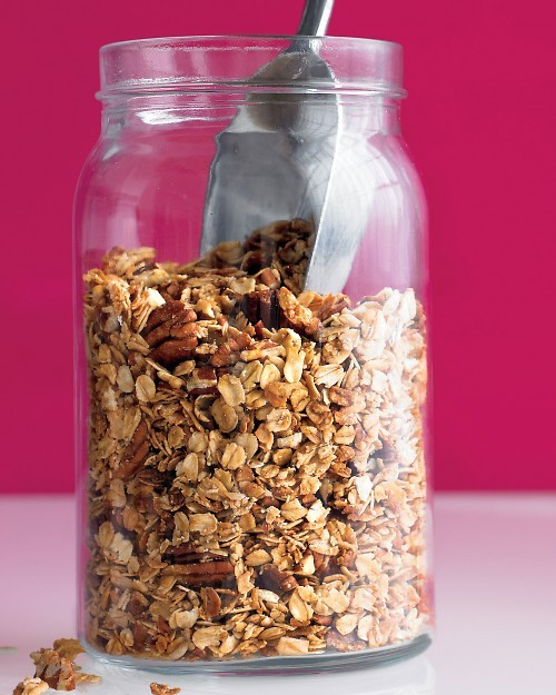 Honey-pecan granola