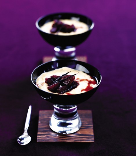 Honey rice pudding with pear and Rioja wine jam