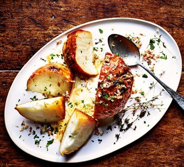Honey roast celeriac with mushrooms & thyme