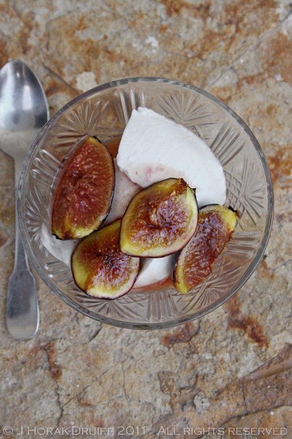 Honey-roast figs with Greek yoghurt