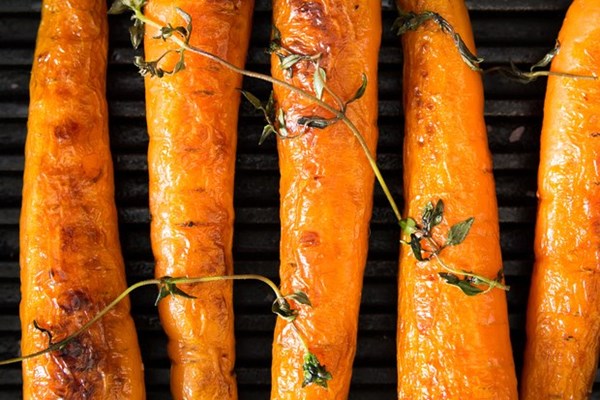 Honey-roasted carrots 