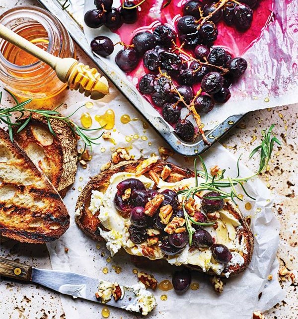 Honey-roasted grape and goats' cheese toasts