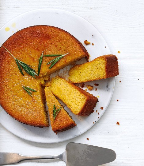 Honey, rosemary and yogurt polenta cake