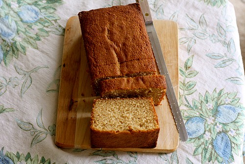 Honey whole wheat pound cake