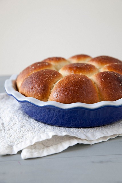 Honey yeast rolls