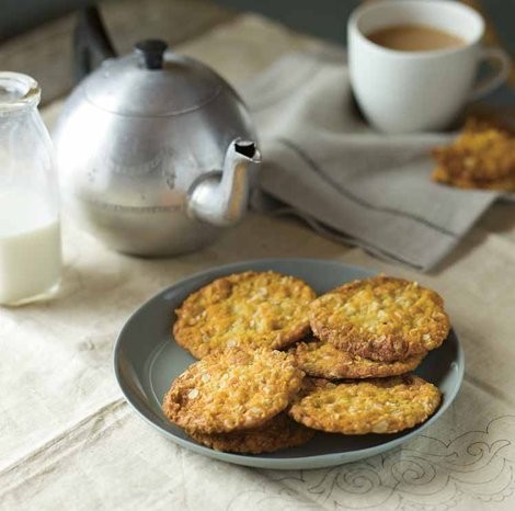 Honeyed Anzac biscuits