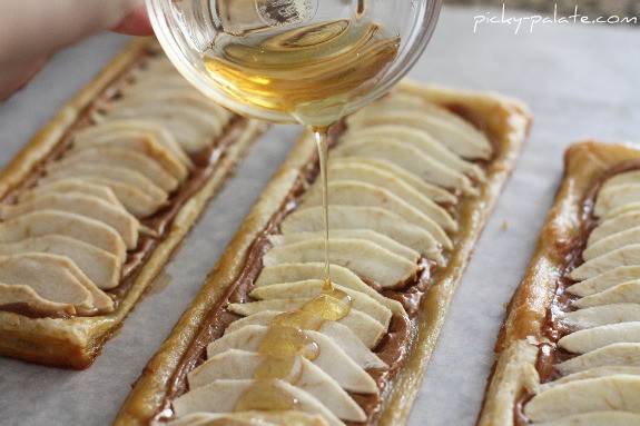 Honeyed apple peanut butter tart