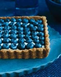 Honeyed yogurt and blueberry tart with ginger crust