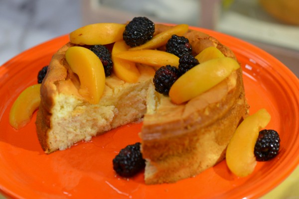 Honeyed yogurt cheesecake