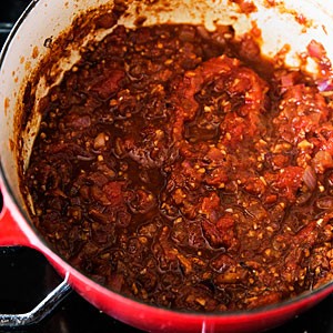 Horseradish chili sauce