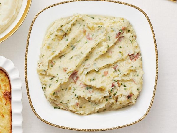 Horseradish smashed potatoes 