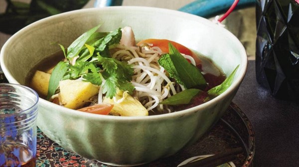 Hot and sour fish soup (Tom saep)