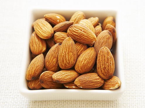 Hot and spicy nuts